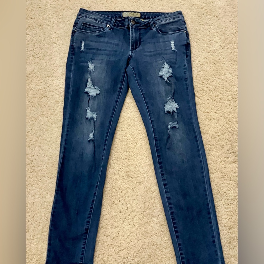 Hybrid Company women’s distressed jeans size 7